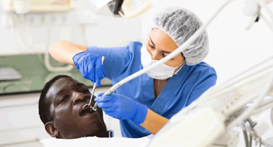 open mouth oral examination